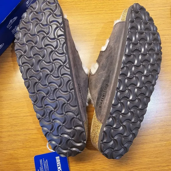 Birkenstock Brown and Cream Furry Sandals Sze 38 (Size 7) - Picture 10 of 11